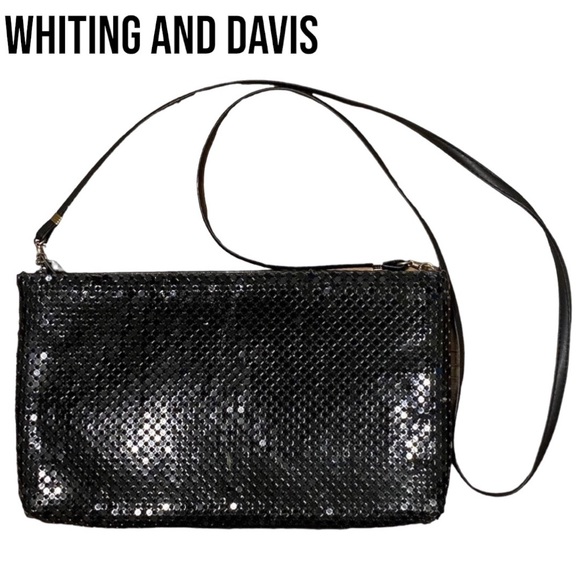 Whiting & Davis Handbags - Whiting & Davis VINTAGE CHAINMAIL MESH BAG Black Clutch EUC